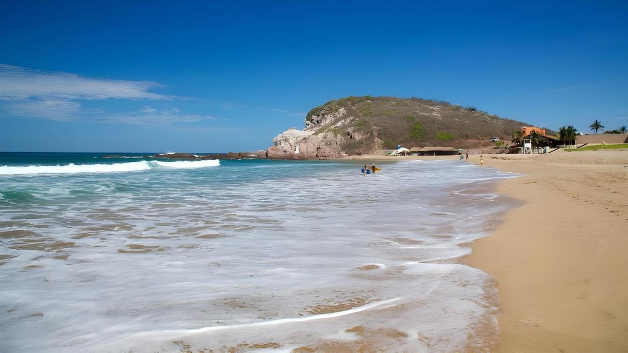Brujas Tower Beach Resort Mazatlan Exterior photo