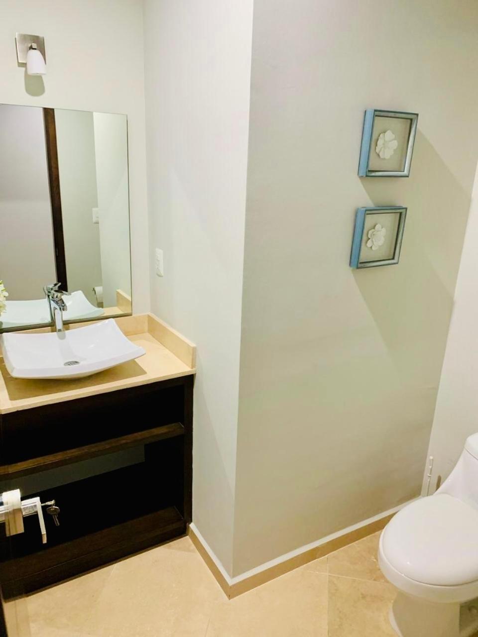 Brujas Tower Beach Resort Mazatlan Room photo